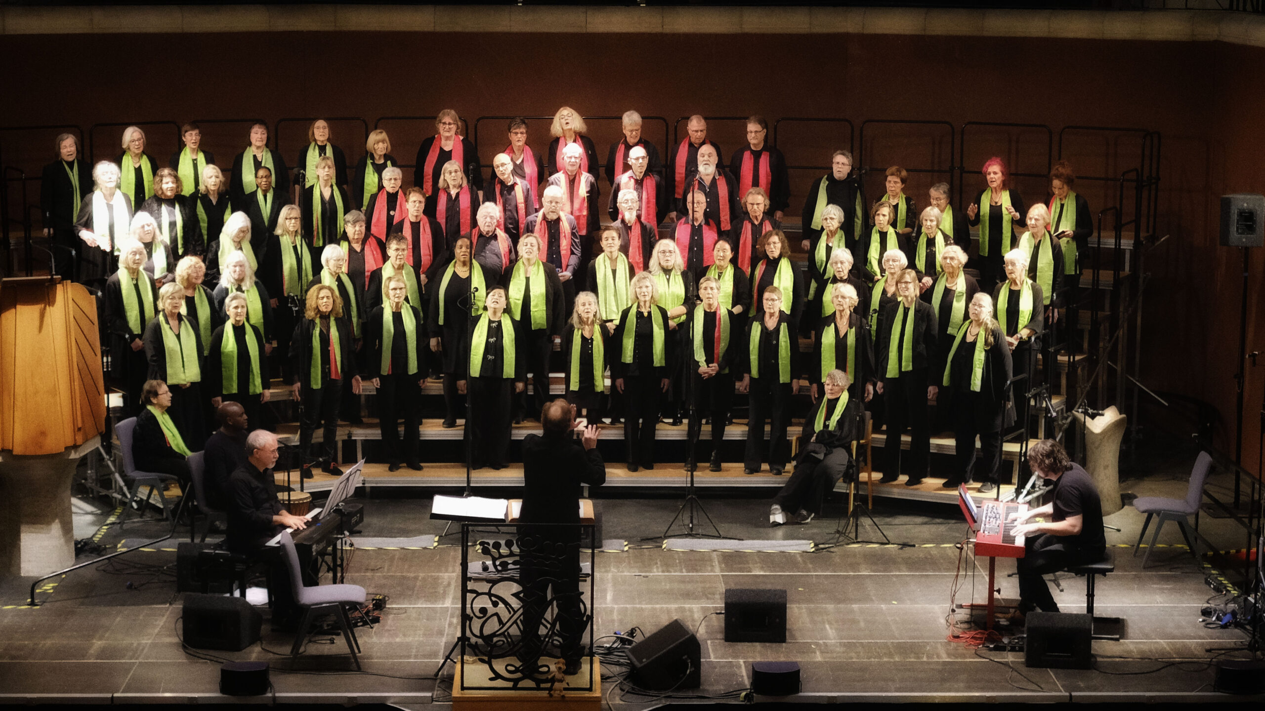 15:30 gospel&more und Wisconsin Gospellers